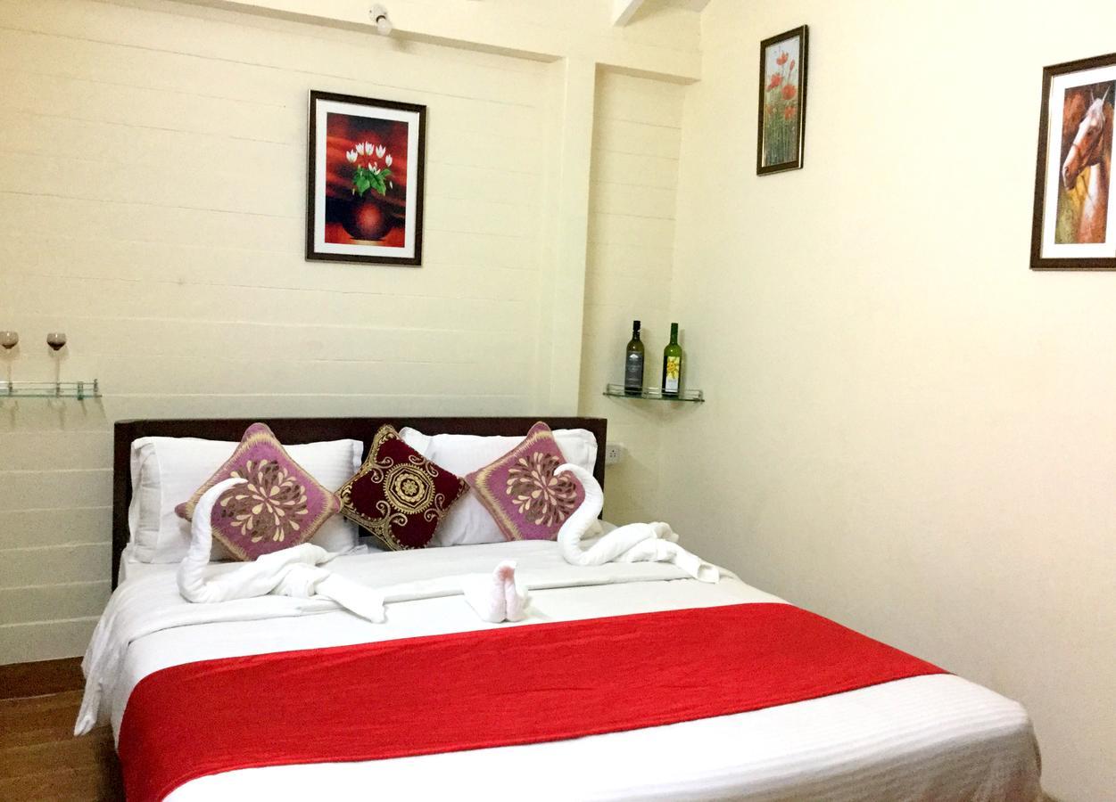 Morjim Queen Beach Resort Exterior photo
